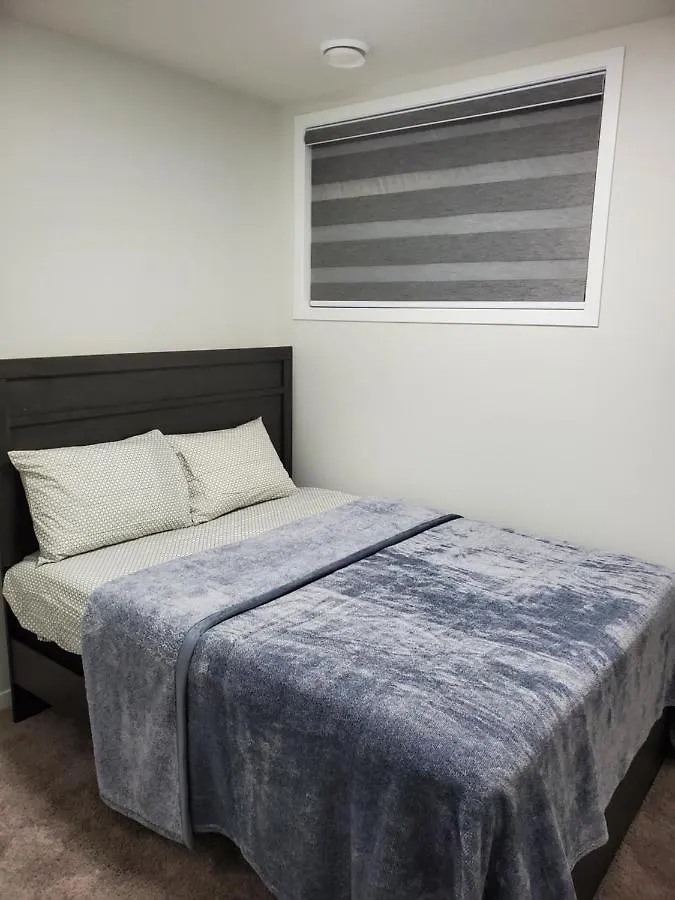Apartment Cozy And Accessible 2 Bedroom Suite Calgary Canada
